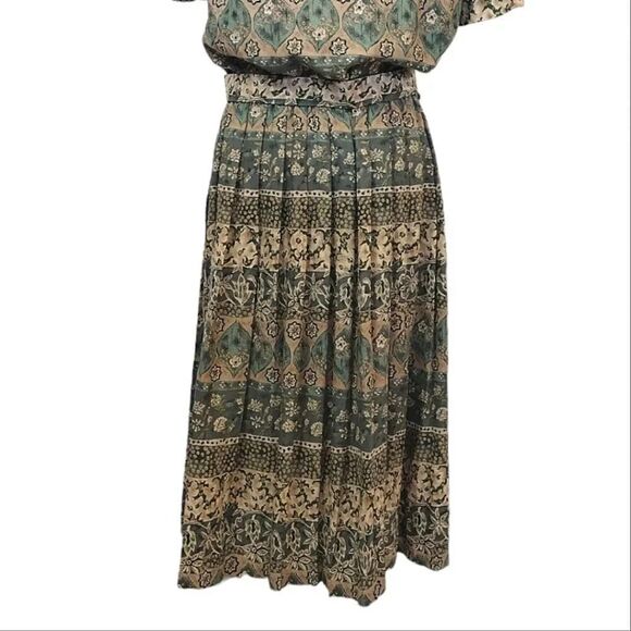 VTG 80s Green Floral Print Belted Pleated Midi Dress Size 16 *Fits like Large - Picture 17 of 17